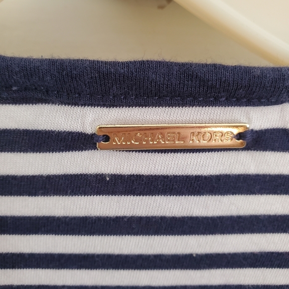 Michael Kors navy blue and white striped blouse 3x - Picture 4 of 5
